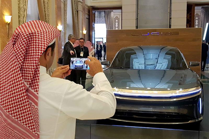السعودية تشرع في تنفيذ 160 مصنع للصناعات المرتبطة بالسيارات