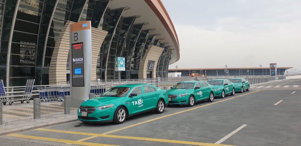 وزارة النقل السعودية توقف إصدار تراخيص سيارات الأجرة في مكة المكرمة