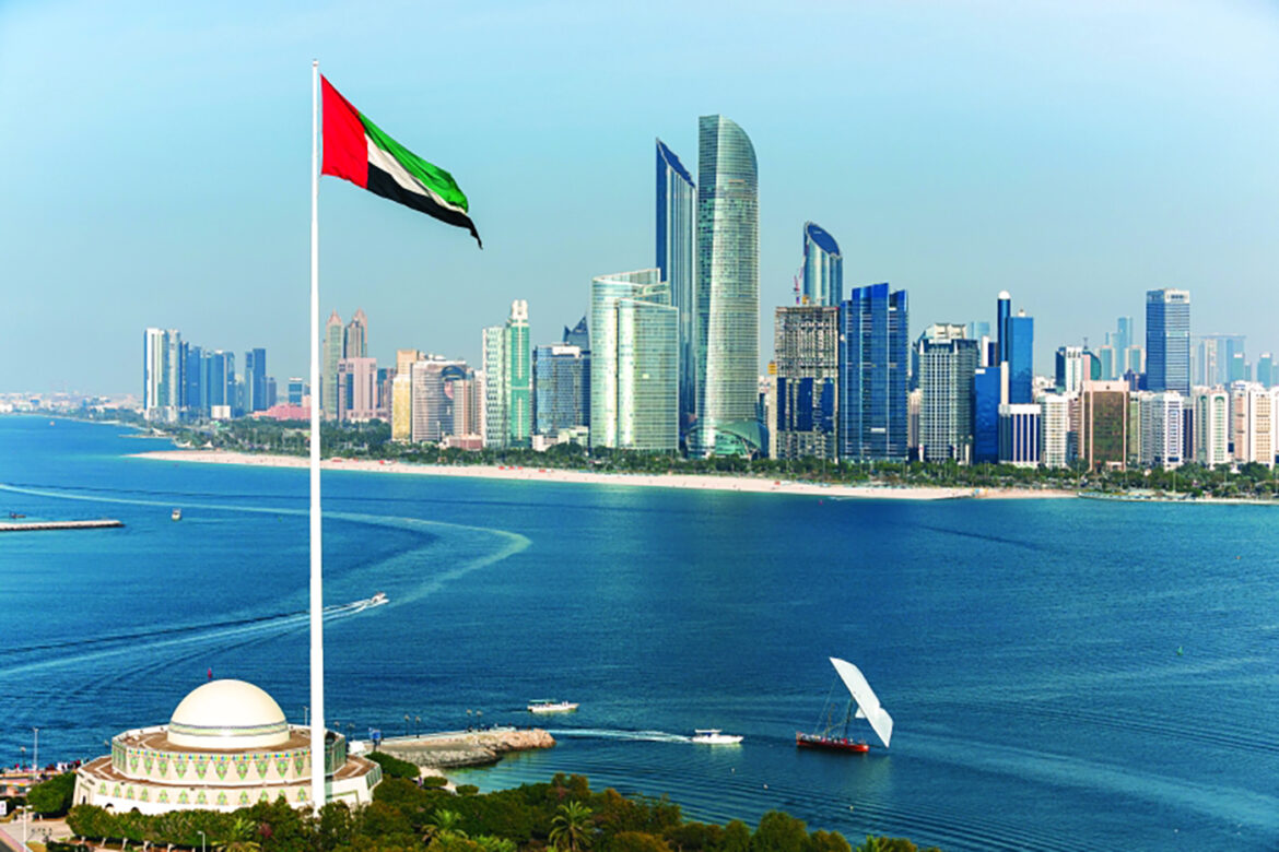 الإمارات تستهدف استثمارات بـ160 مليار دولار بالاقتصاد الجديد