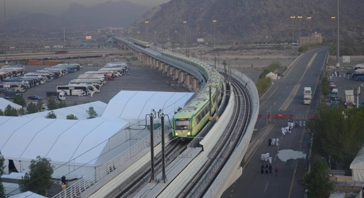 المغرب يعلن مناقصة لشراء 168 قطارا مع عزمه استثمار 1.57 مليار دولار