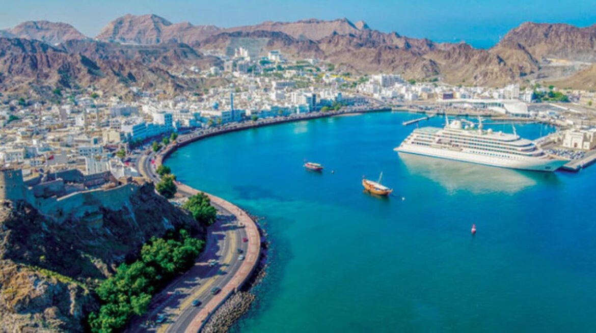 مجلس المناقصات العمانية يرسي مناقصات وأعمال إضافية بقيمة تزيد على 87.7 مليون ريال عماني