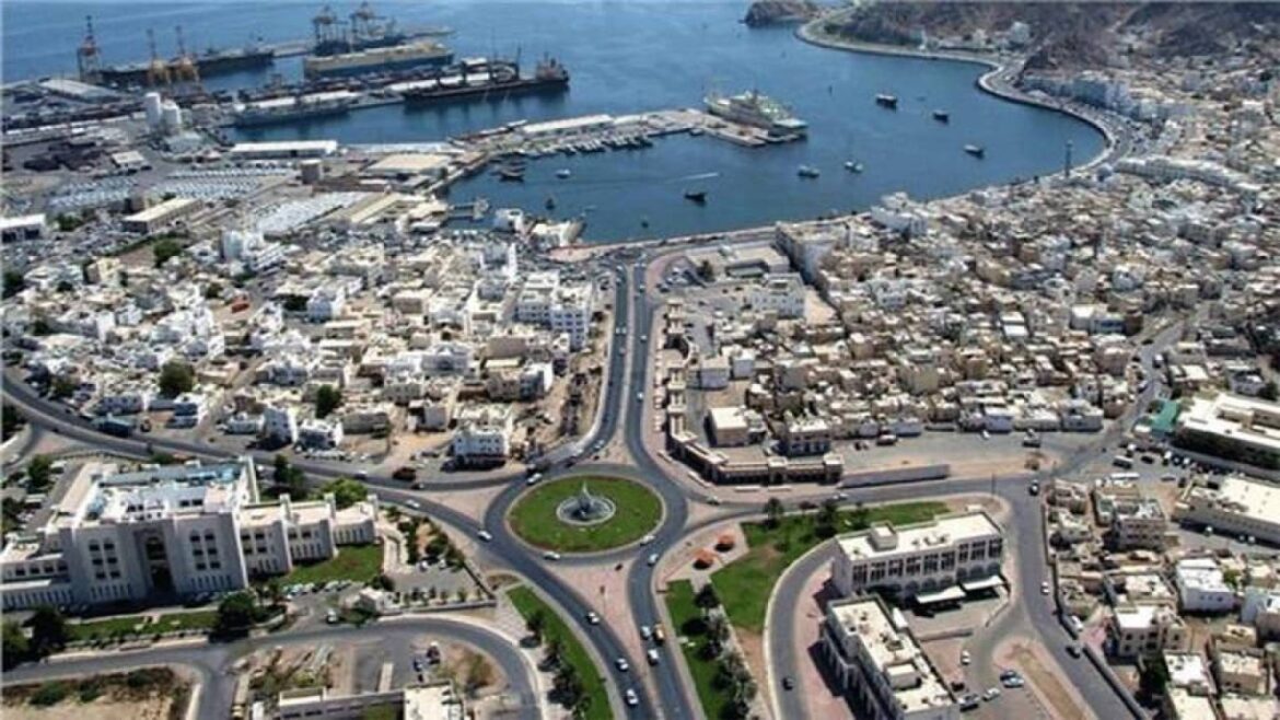 سلطنة عمان تستعرض النمو السياحي في سوق السفر العربي